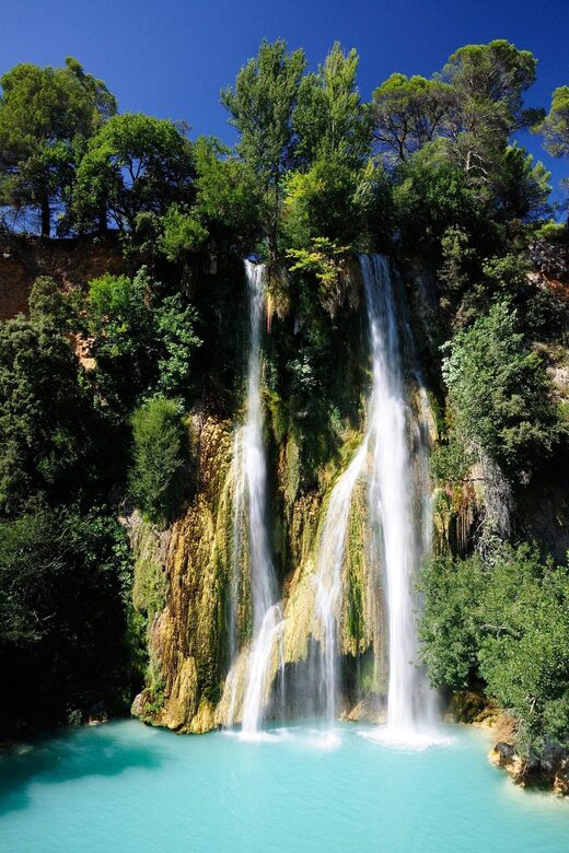 La région du Var : une richesse naturelle et culturelle à explorer depuis le Domaine de la Tuilière