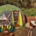 Campalune bois et filet camo, bain chauffant, terrasse détente au cœur d'une forêt préservée. Auberge de la Tuilière