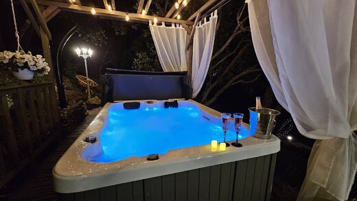 Romantic Dôme avec spa privatif
